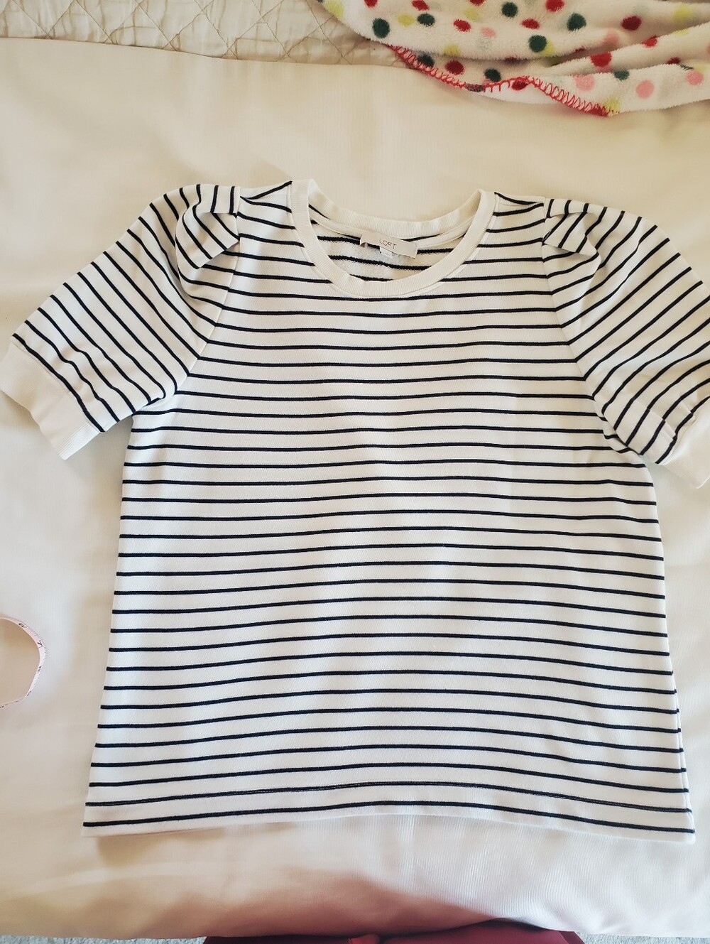 Women's LOFT White and Navy Striped Short Sleeve Sweatshirt Size XL